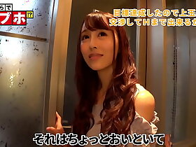 神乳スレンダー美女ゲット◆高齢者専用賃貸住宅で介護士として働く天使のような美女りりさん(26歳)を渋谷の雑踏でゲット！エゲツナイくびれに超美巨乳の上玉はなんとラブホテル初入室！！介護疲れを癒す若反りチ○ポに昇天！！：いくらでラブホ！？ No.007 https://bit.ly/3JTU75a