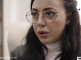 Perv promenade wage-earner takes advantage of a trobuled teen - Whitney Wright